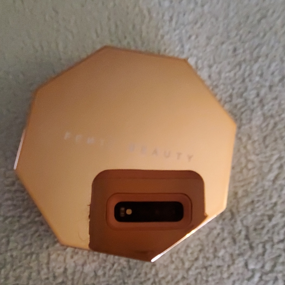Fenty Beauty Sun Stalk'r Bronzer